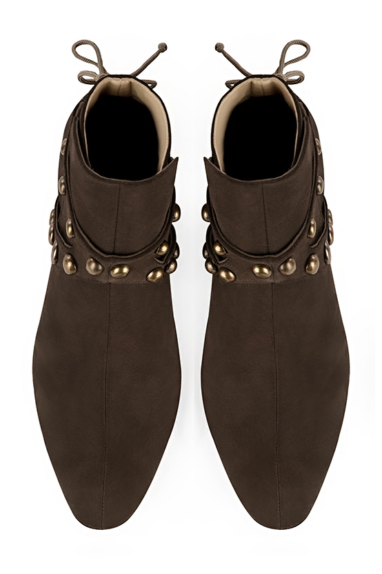 Dark brown women's ankle boots with laces at the back. Round toe. High block heels. Top view - Florence KOOIJMAN